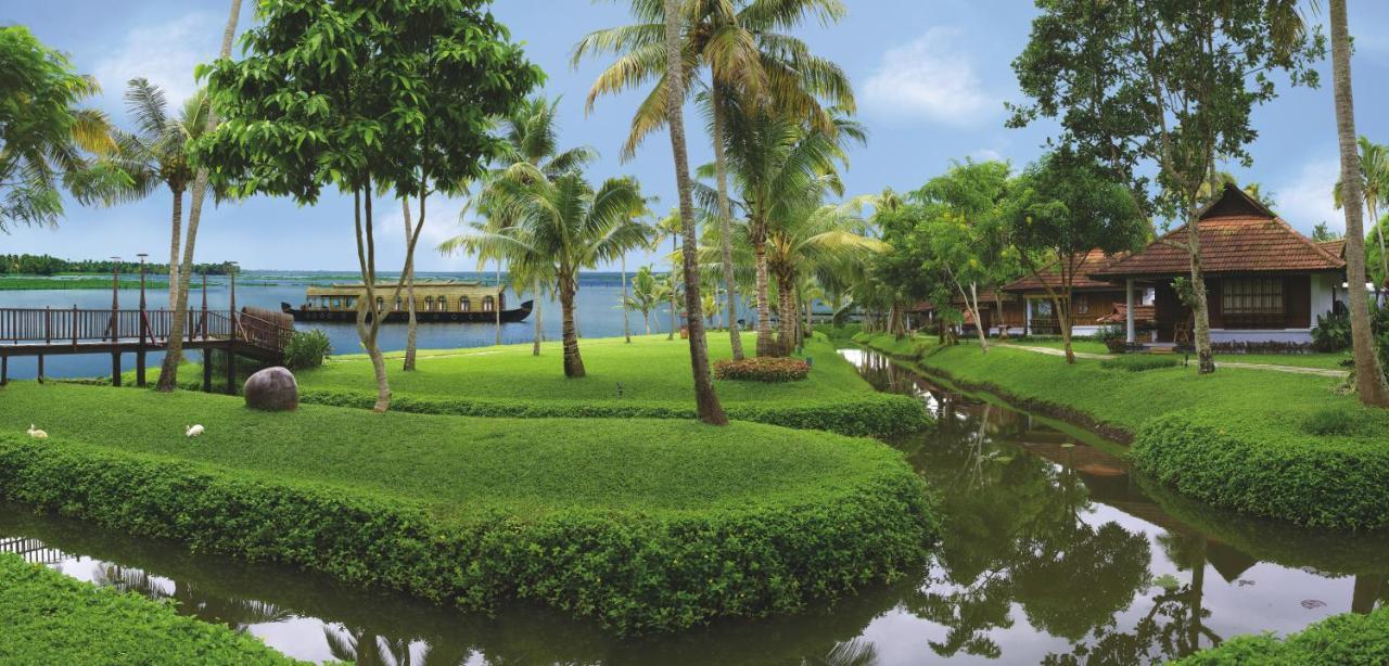 Kumarakom Lake Resort Esterno foto